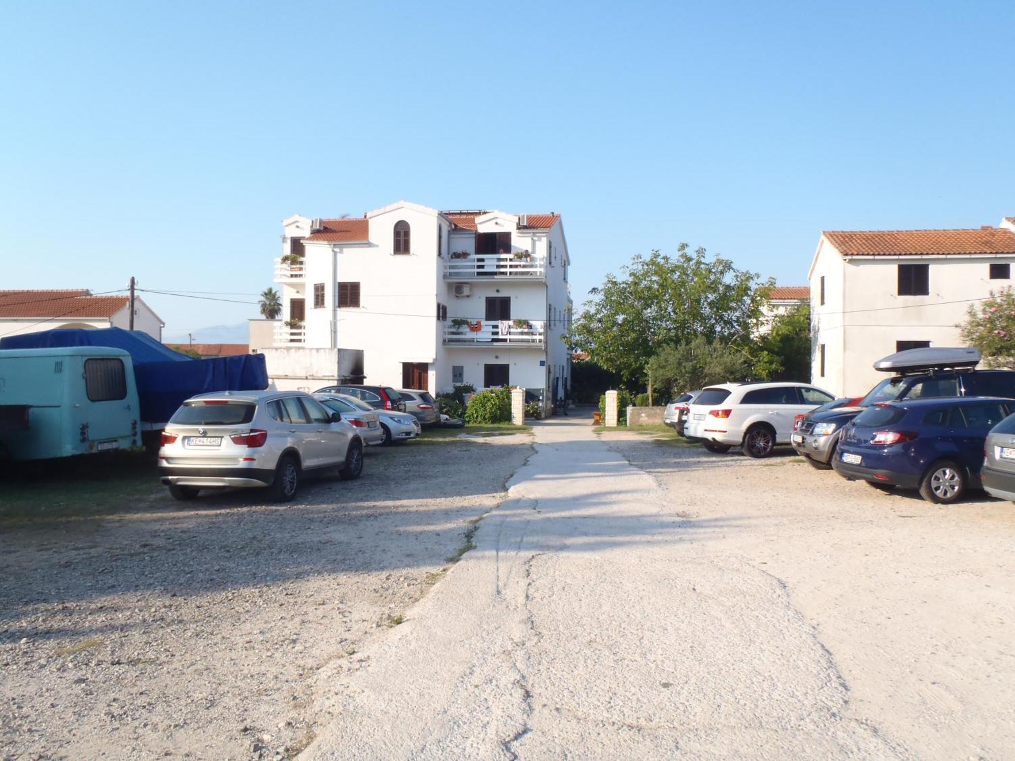 Apartments Ida Sućuraj エクステリア 写真